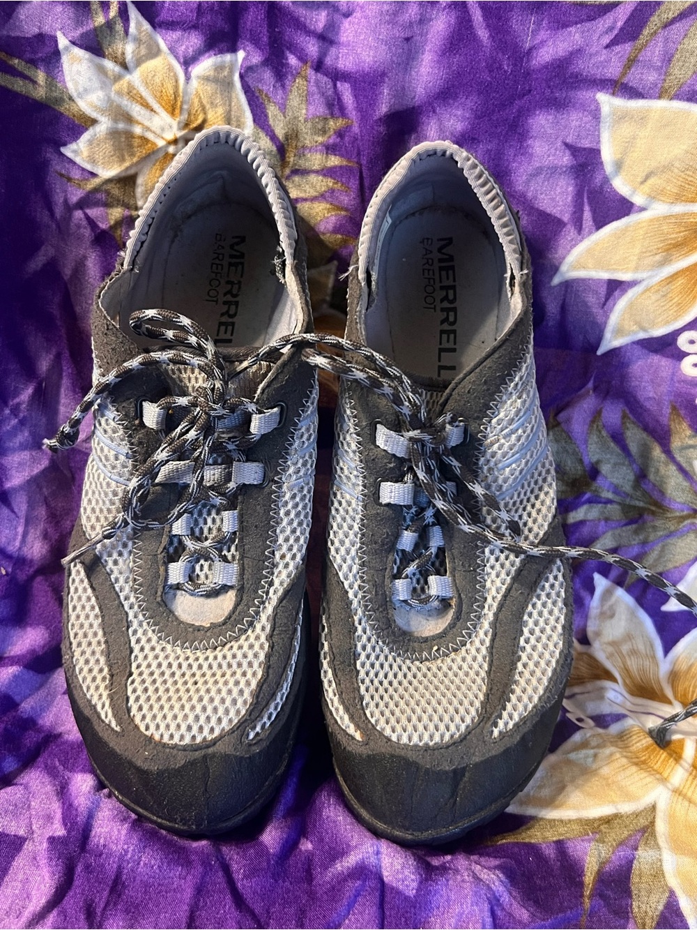 Merrell Women's Gray Mesh pace Glove Lightweight Shoes